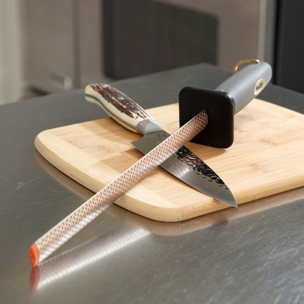 SMITH'S 10" Oval Diamond Sharpening Rod #3001