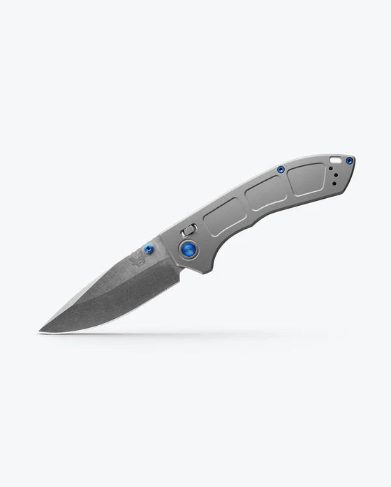 BENCHMADE Narrows Gray Titanium Drop-point 748