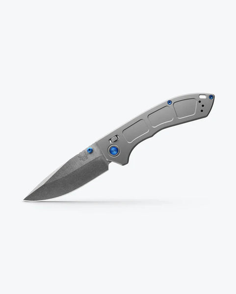 BENCHMADE Narrows Gray Titanium Drop-point 748