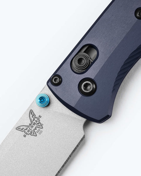 BENCHMADE Bugout Crater Blue Drop-point 535SL-13