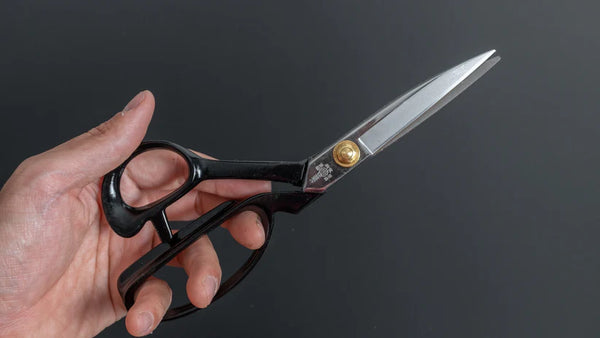 KAI 9” Tailoring Shears S-90