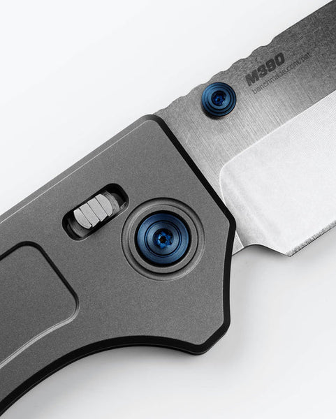 BENCHMADE Narrows Gray Titanium Drop-point 748