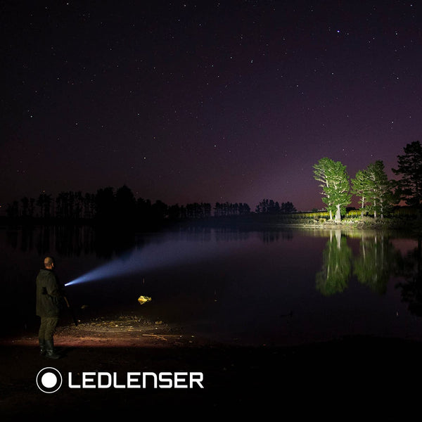 LED LENSER MT6 Flashlight 880379