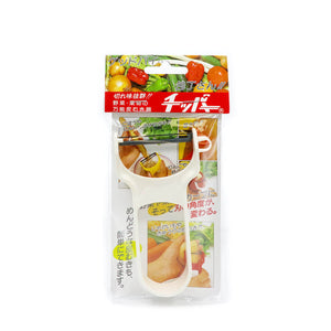 NORITAKE Japanese Plastic Vegetable Peeler - White W4975822101500